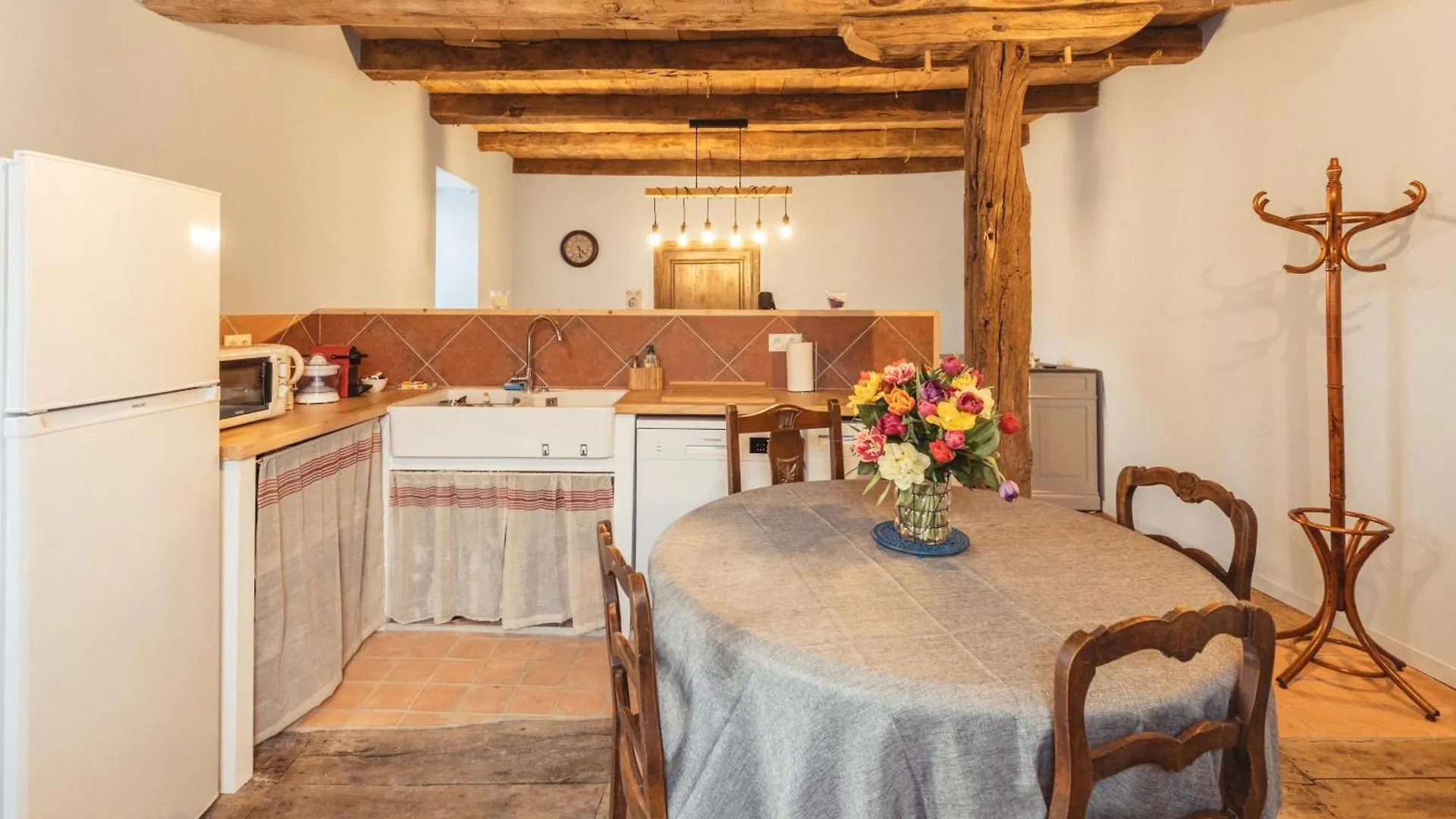 Holiday home Gites Chez Antonin Tour-de-Faure France